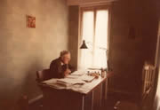 P. Louis Neyrand dans son bureau
